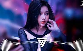 Đập Vỡ Cây Đàn Tiktok